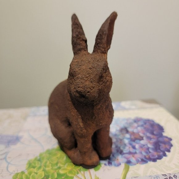 Clay Rabbit Figurine - Picture 3 of 8
